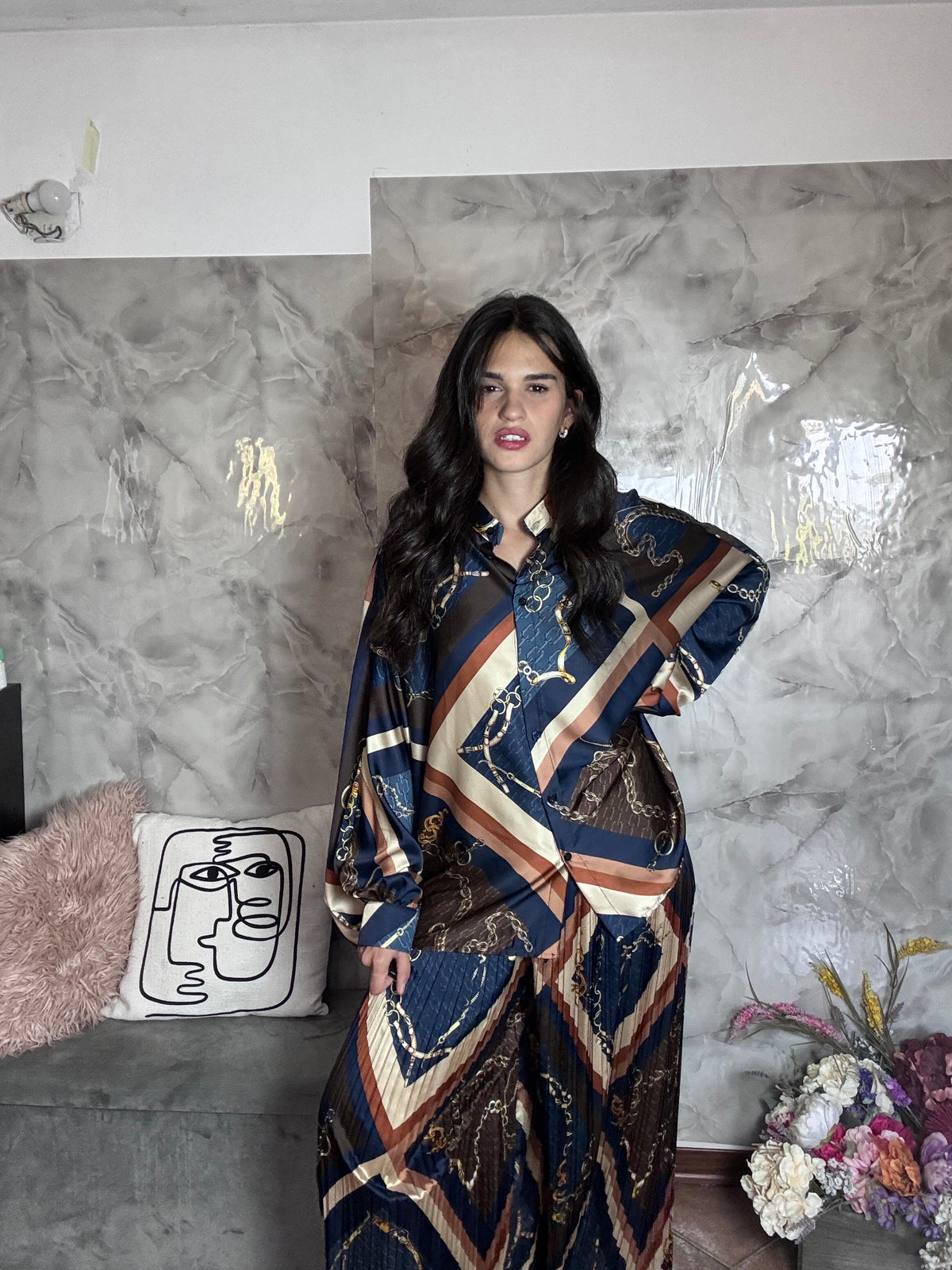 Co-ord Satin & Plissé Stampa Catene (Camicia Oversize + Pantalone Palazzo)