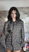 Camicia a Quadri Tartan con Cravatta Coordinata e Pinces