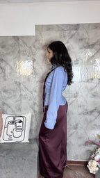 Camicia Azzurra a Righe con Pinces e Polsini Extra Lunghi