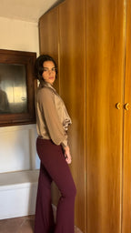 Pantalone IUSSIS_A vita alta zampa con tasche francesi più filetto