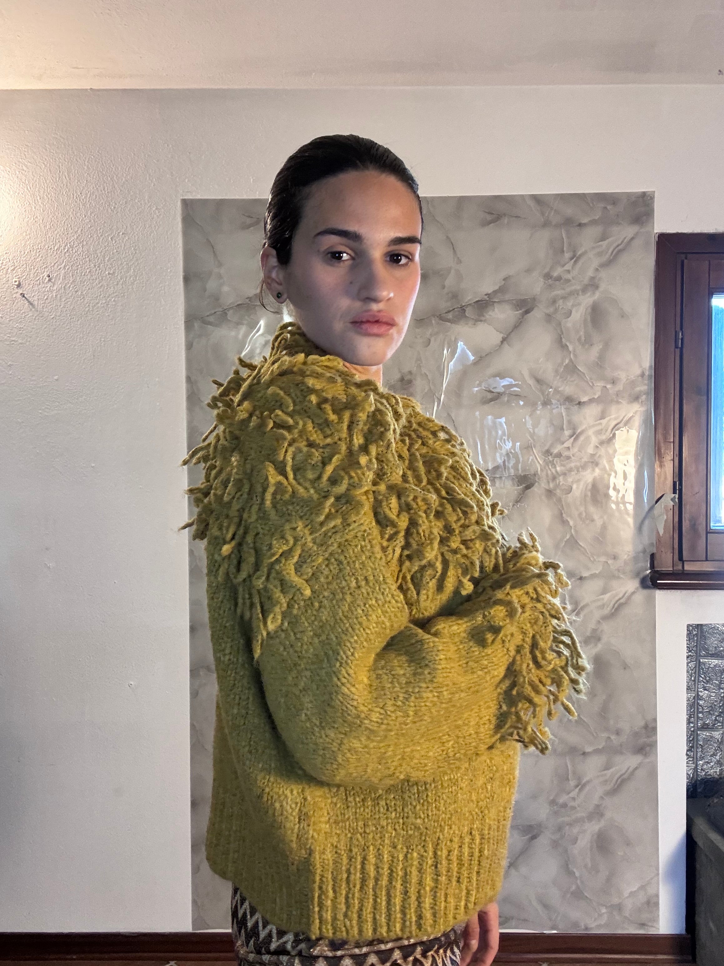 Cardigan Frangiato in Maglia Larga