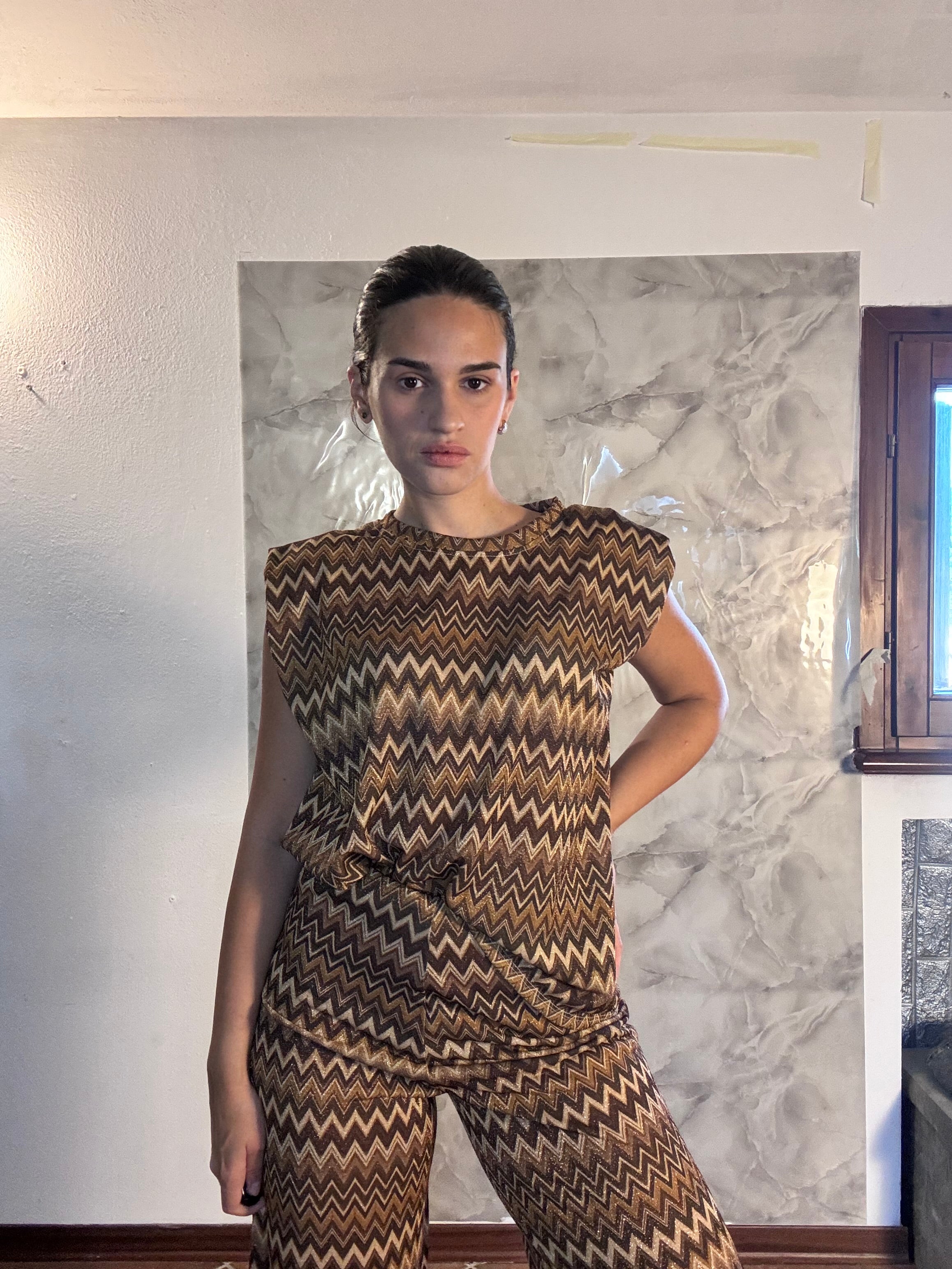 Completo Coordinato Maglia e Pantaloni a Zig-Zag – Stile Missoni