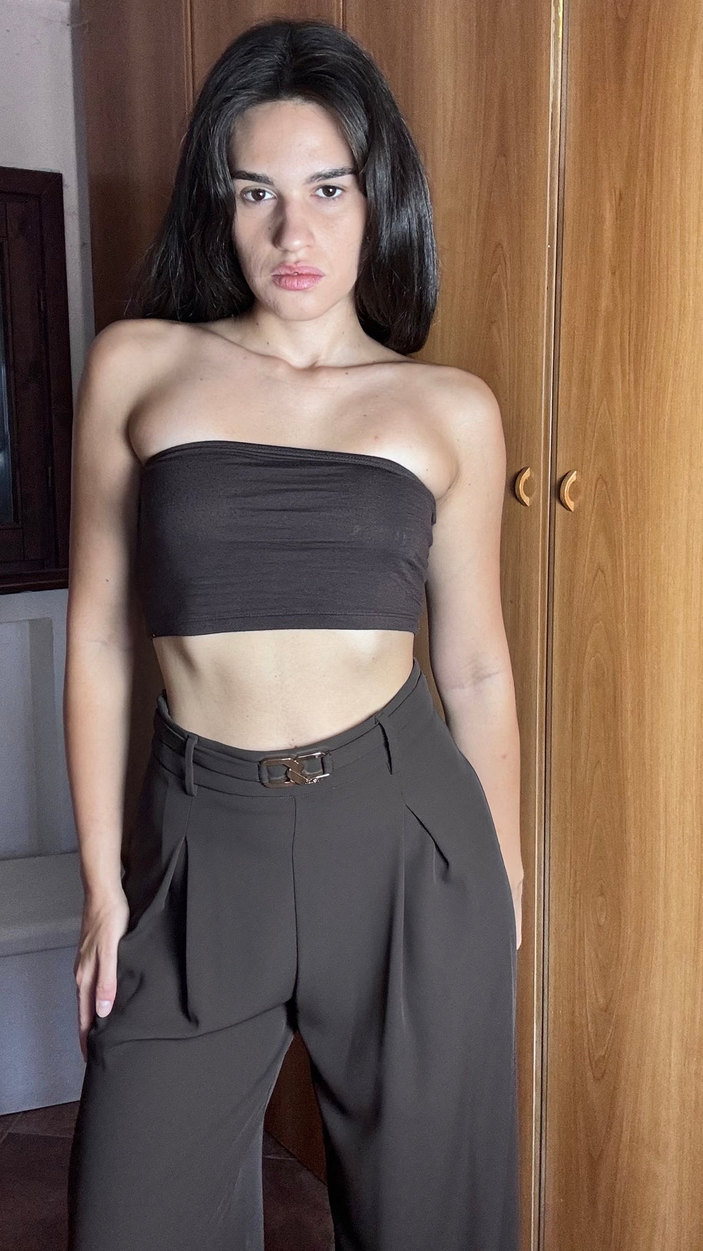 Pantalone ROJEM vita alta palazzo con cintura più passante logo più pieghe